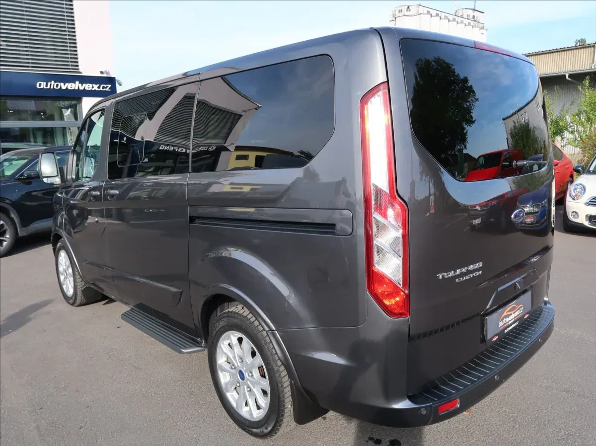 Ford Tourneo Custom - Náhled 4