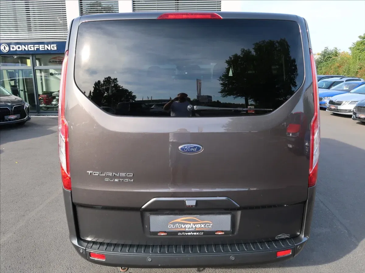 Ford Tourneo Custom - Náhled 8