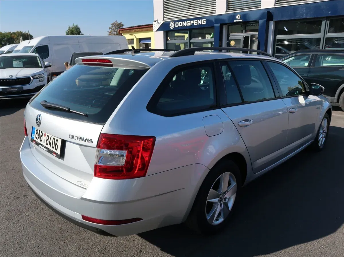 Škoda Octavia - Náhled 3