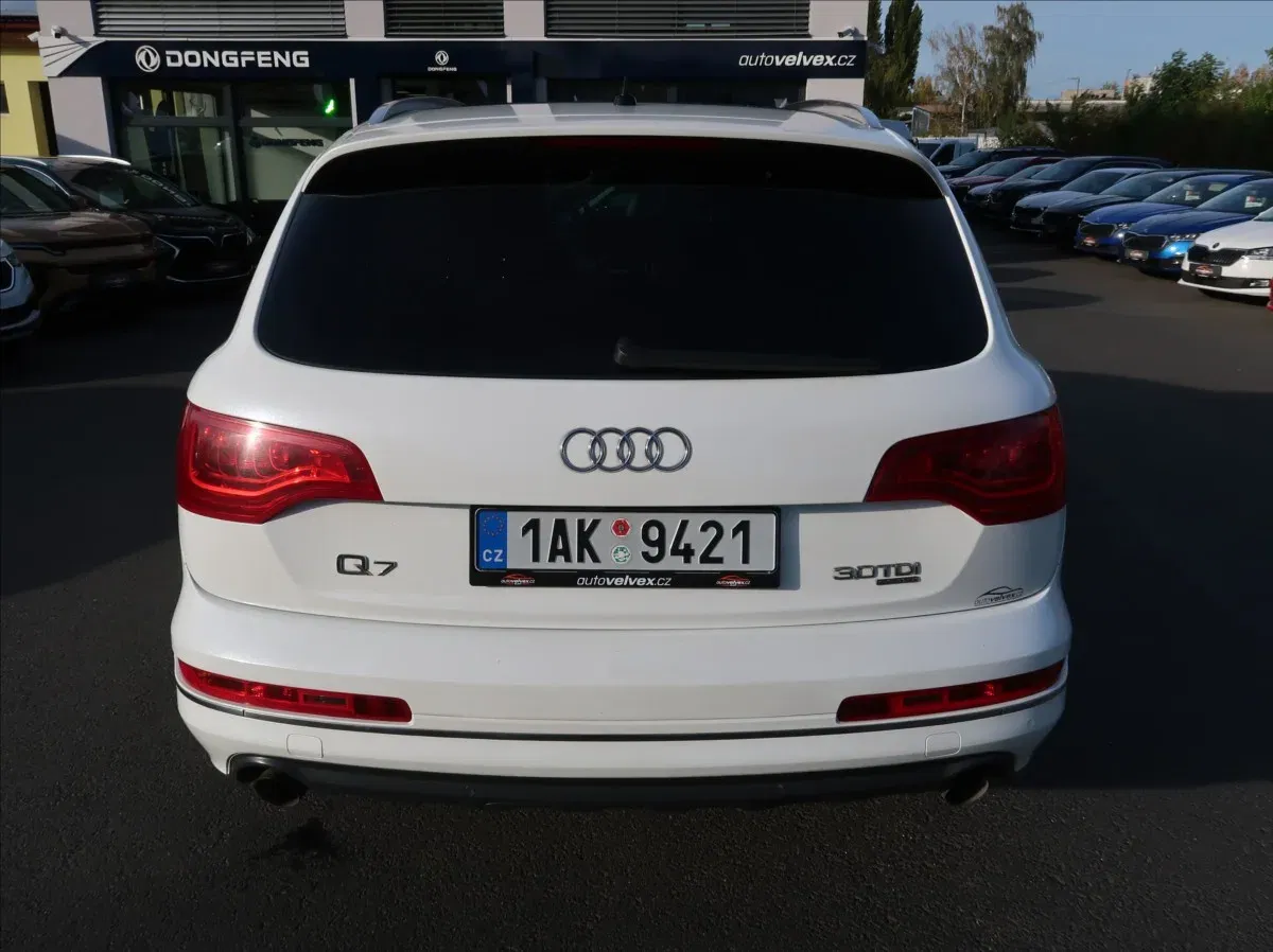 Audi Q7 - Náhled 8
