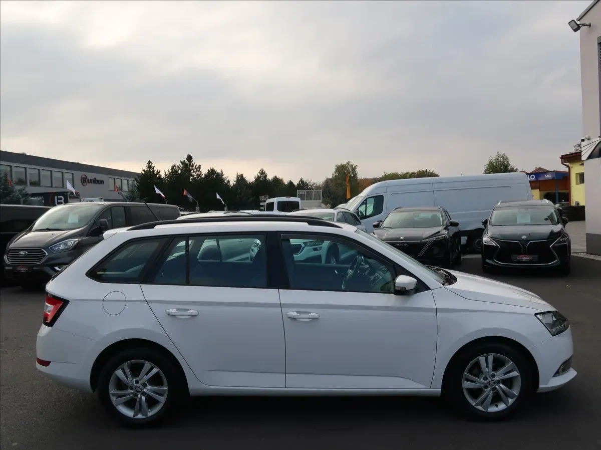 Škoda Fabia - Náhled 6