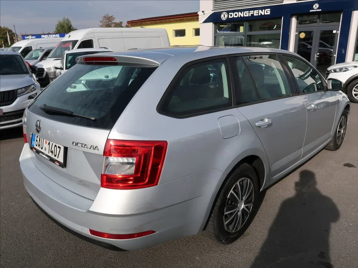 Škoda Octavia - Náhled 3