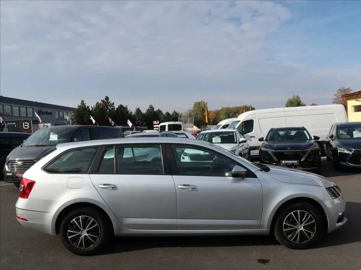 Škoda Octavia - Náhled 5