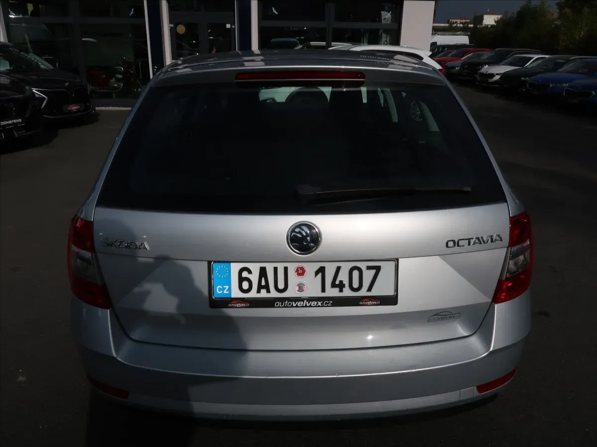 Škoda Octavia - Náhled 8