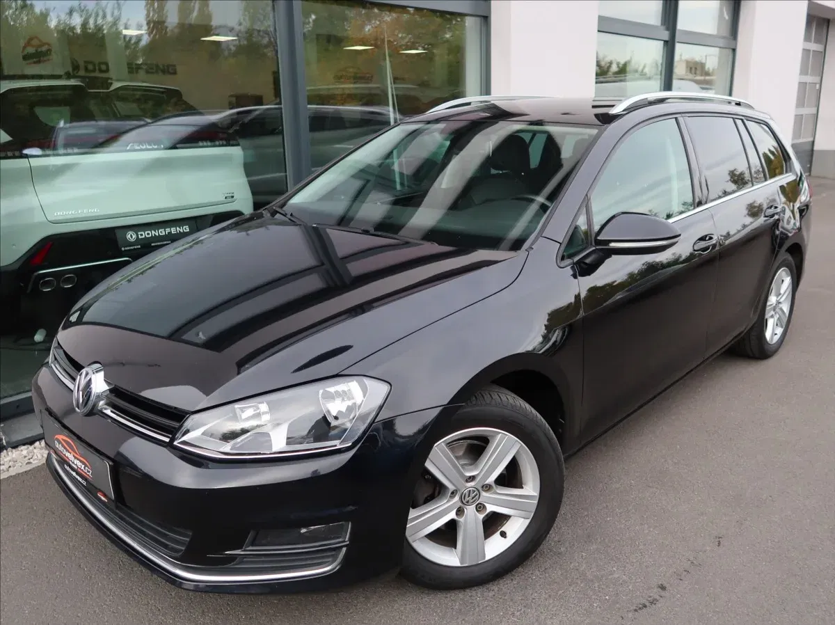 Volkswagen Golf - Obrázek 1