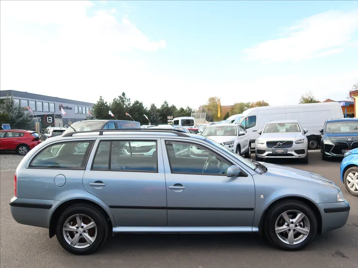 Škoda Octavia - Náhled 6