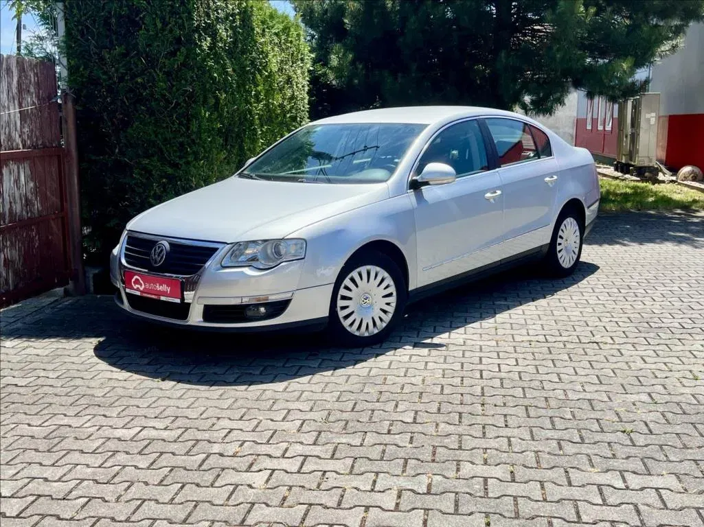Volkswagen Passat - Obrázek 1