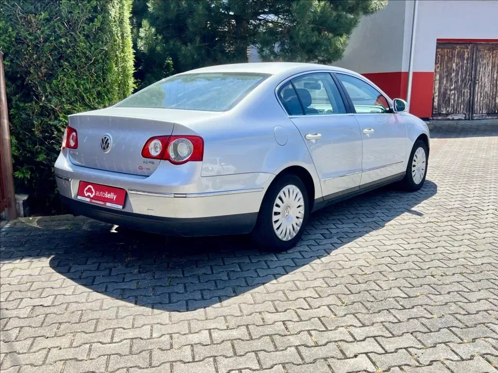 Volkswagen Passat - Náhled 5
