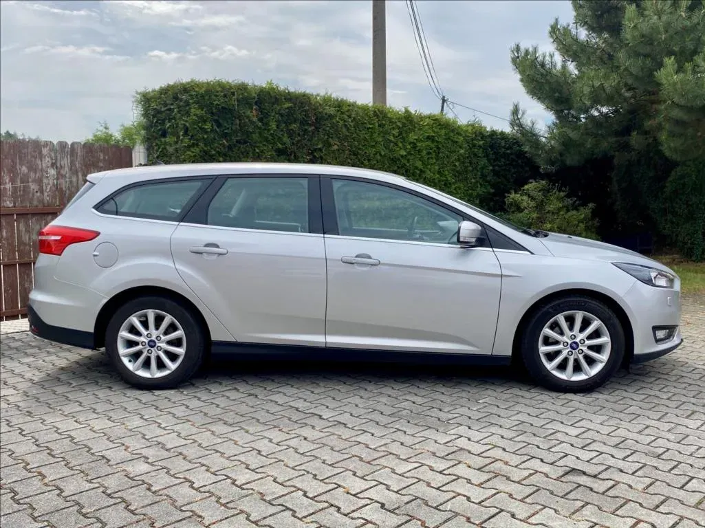 Ford Focus - Náhled 6