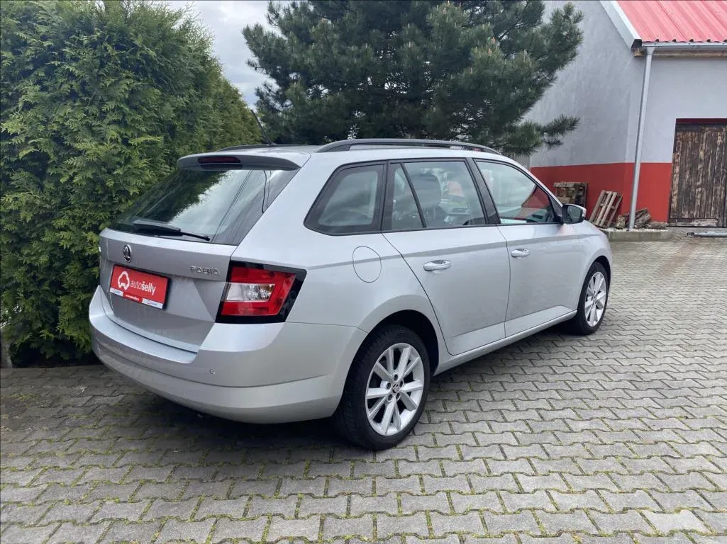 Škoda Fabia - Náhled 5
