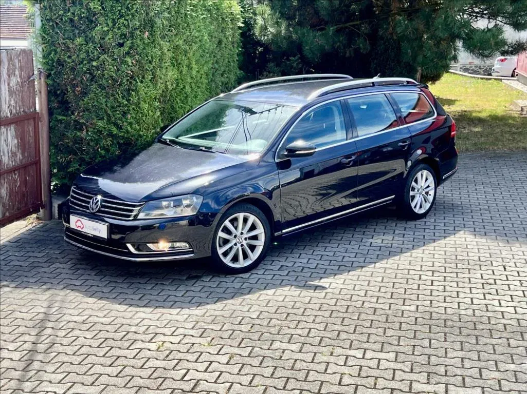 Volkswagen Passat - Obrázek 1