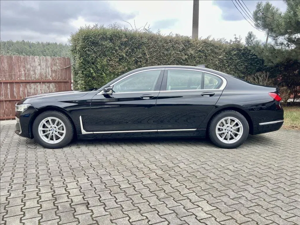 BMW Řada 7 - Náhled 2