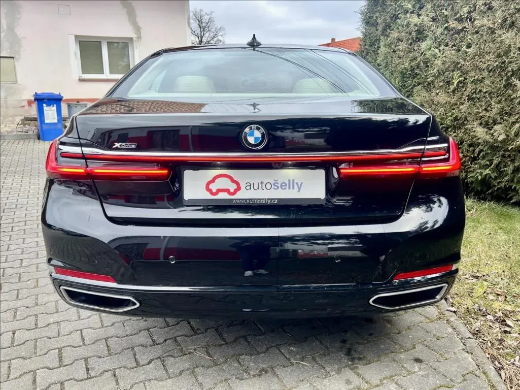 BMW Řada 7 - Náhled 4