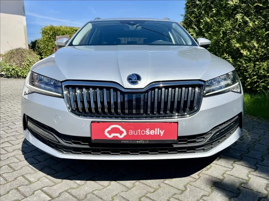 Škoda Superb - Náhled 8