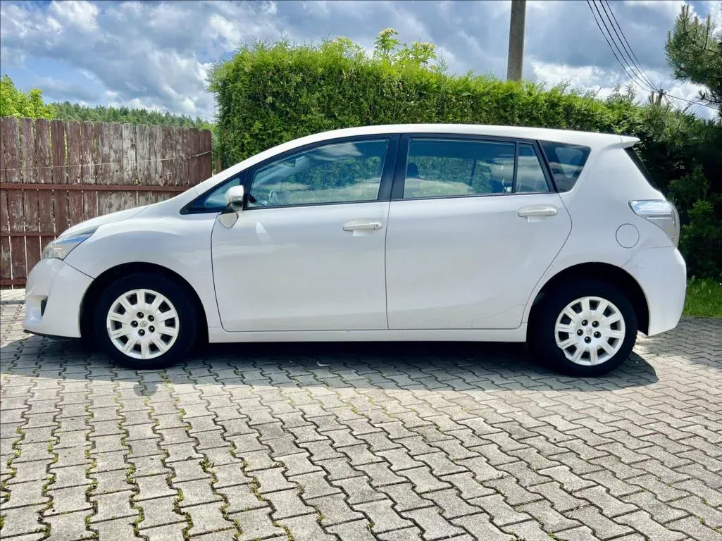 Toyota Verso - Náhled 2