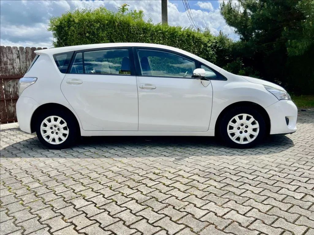 Toyota Verso - Náhled 6