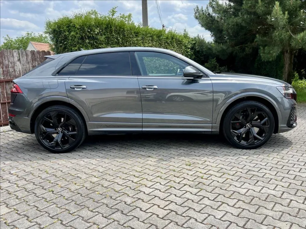 Audi RS Q8 - Náhled 6
