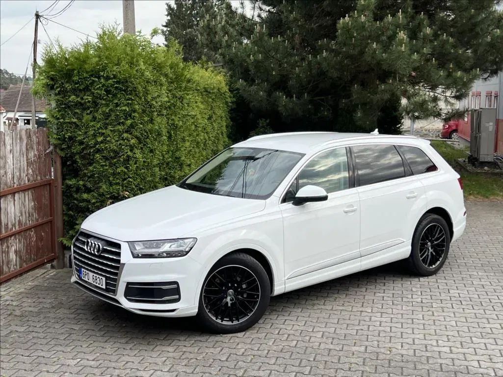 Audi Q7 - Obrázek 1