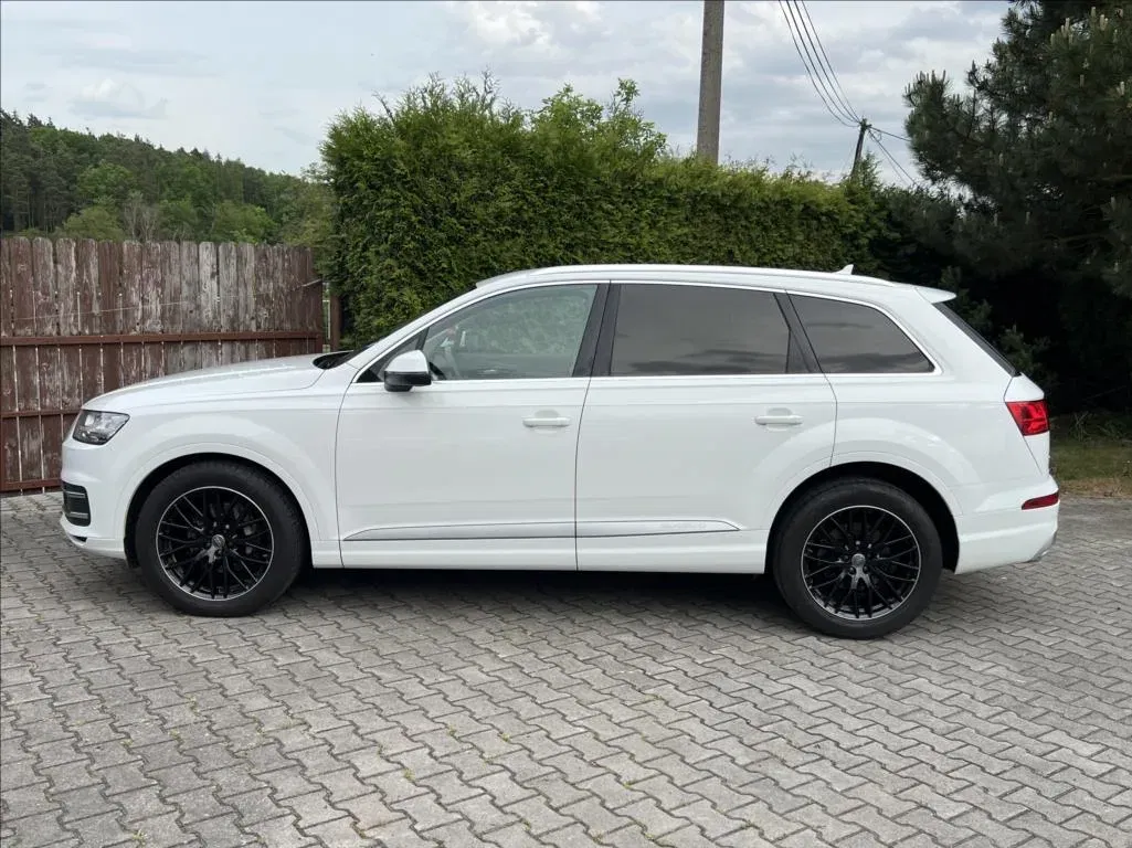 Audi Q7 - Náhled 3