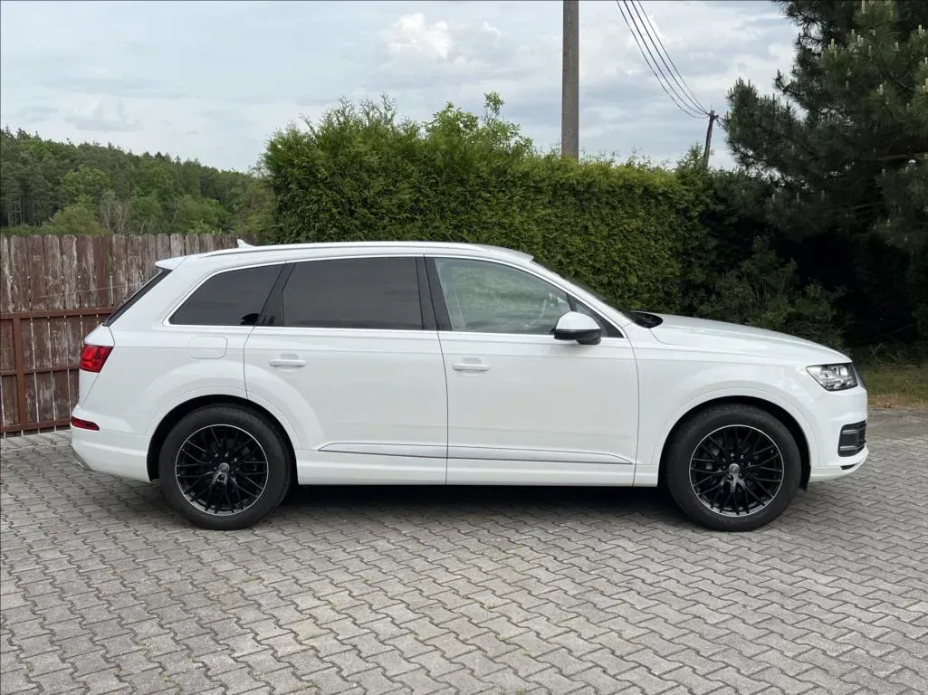 Audi Q7 - Náhled 7
