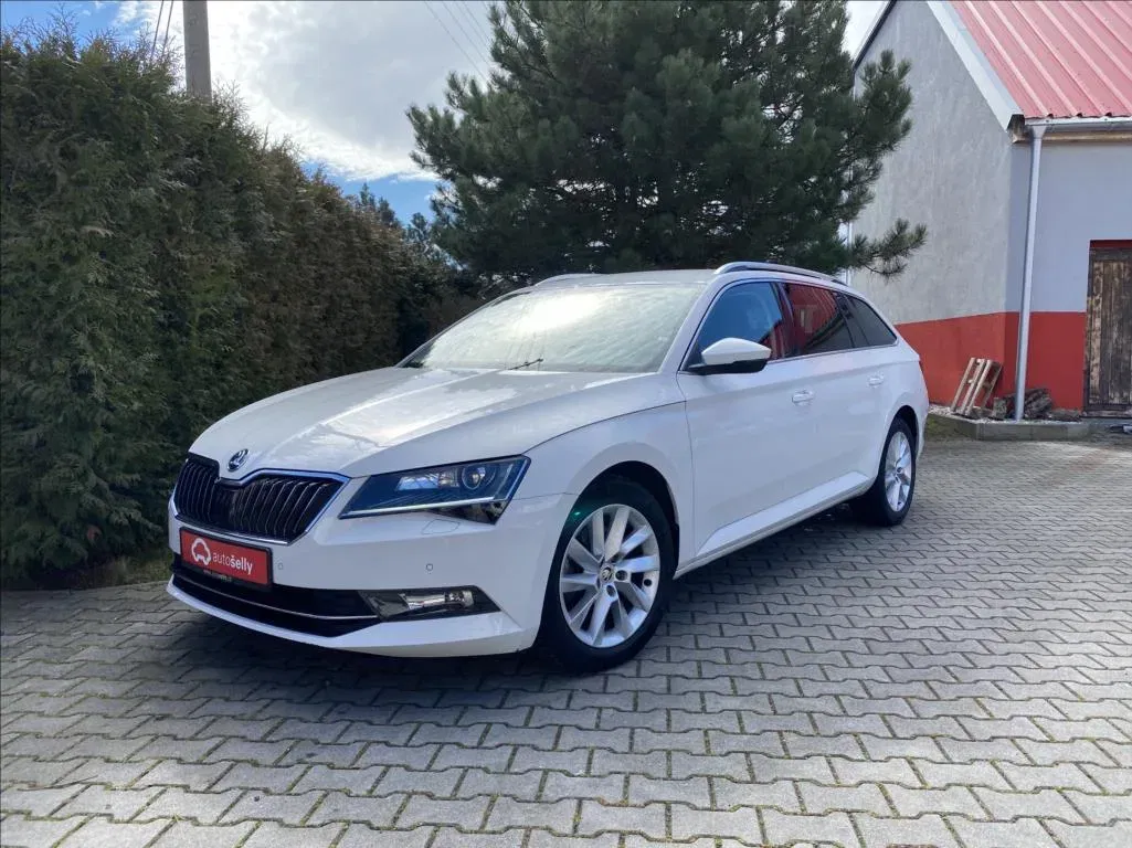 Škoda Superb - Obrázek 1