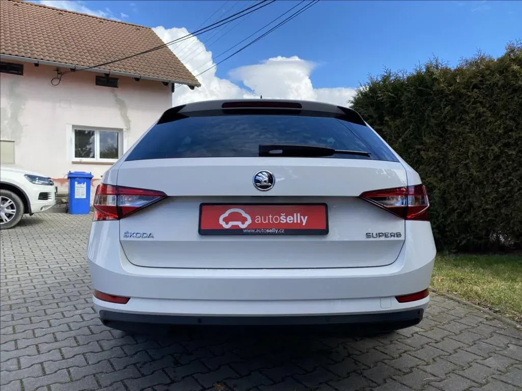 Škoda Superb - Náhled 5