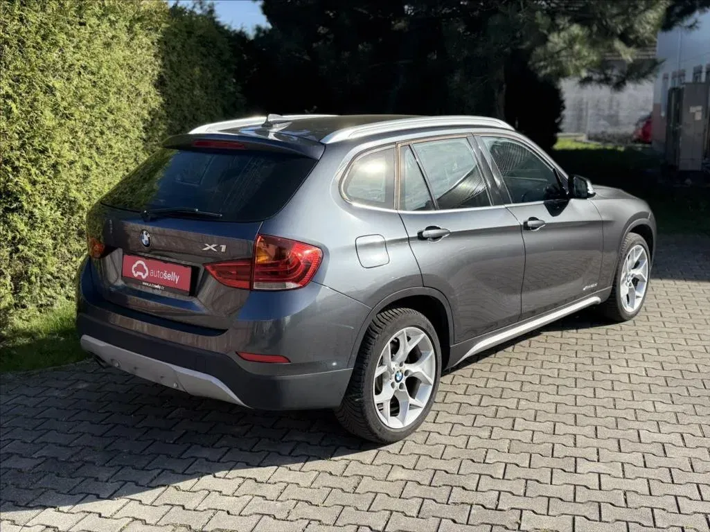 BMW X1 - Náhled 6