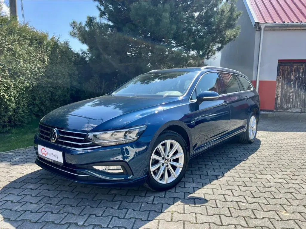 Volkswagen Passat - Obrázek 1