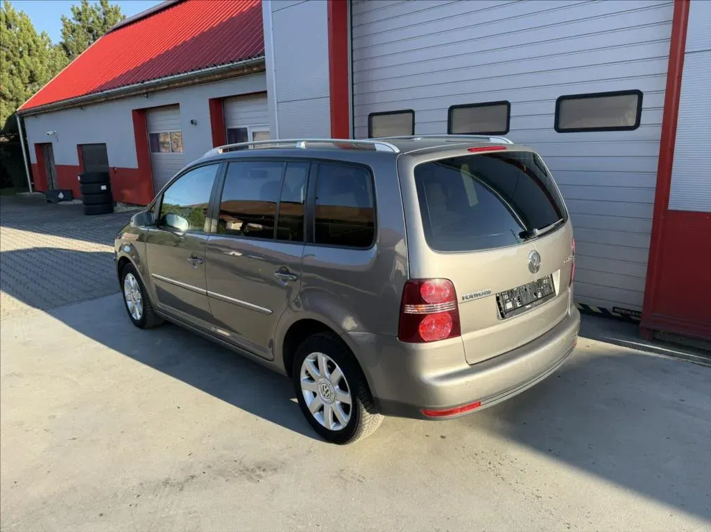 Volkswagen Touran - Náhled 3