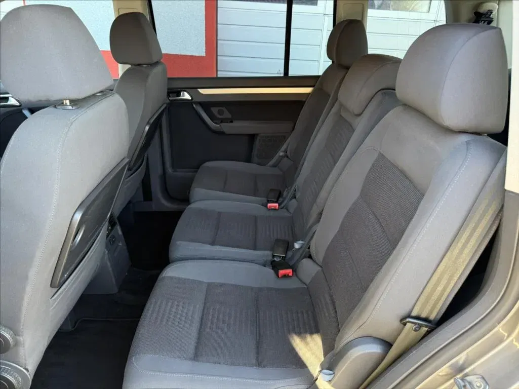 Volkswagen Touran - Náhled 7