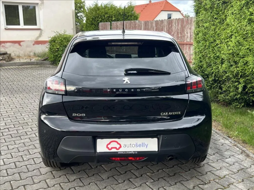 Peugeot 208 - Náhled 4