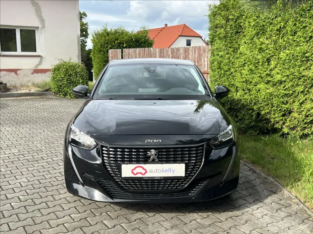 Peugeot 208 - Náhled 8