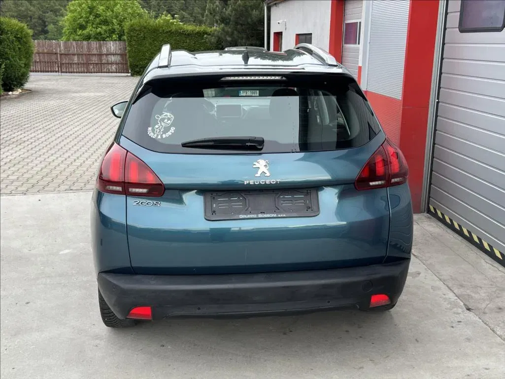 Peugeot 2008 - Náhled 4