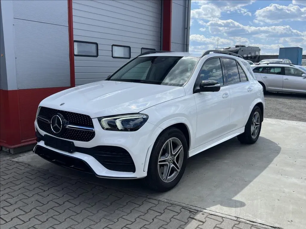 Mercedes-Benz GLE - Obrázek 1