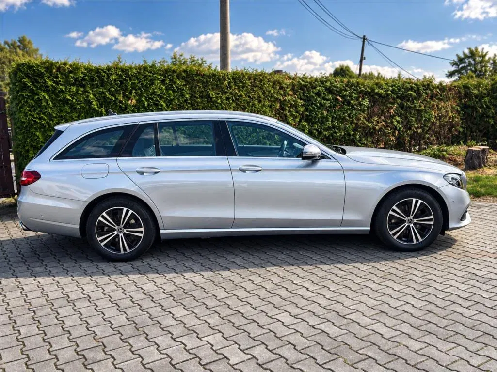 Mercedes-Benz Třídy E - Náhled 6