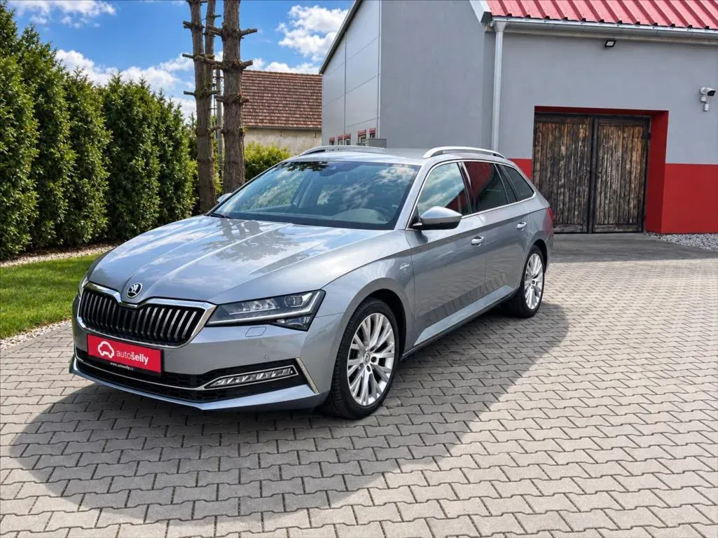 Škoda Superb - Obrázek 1