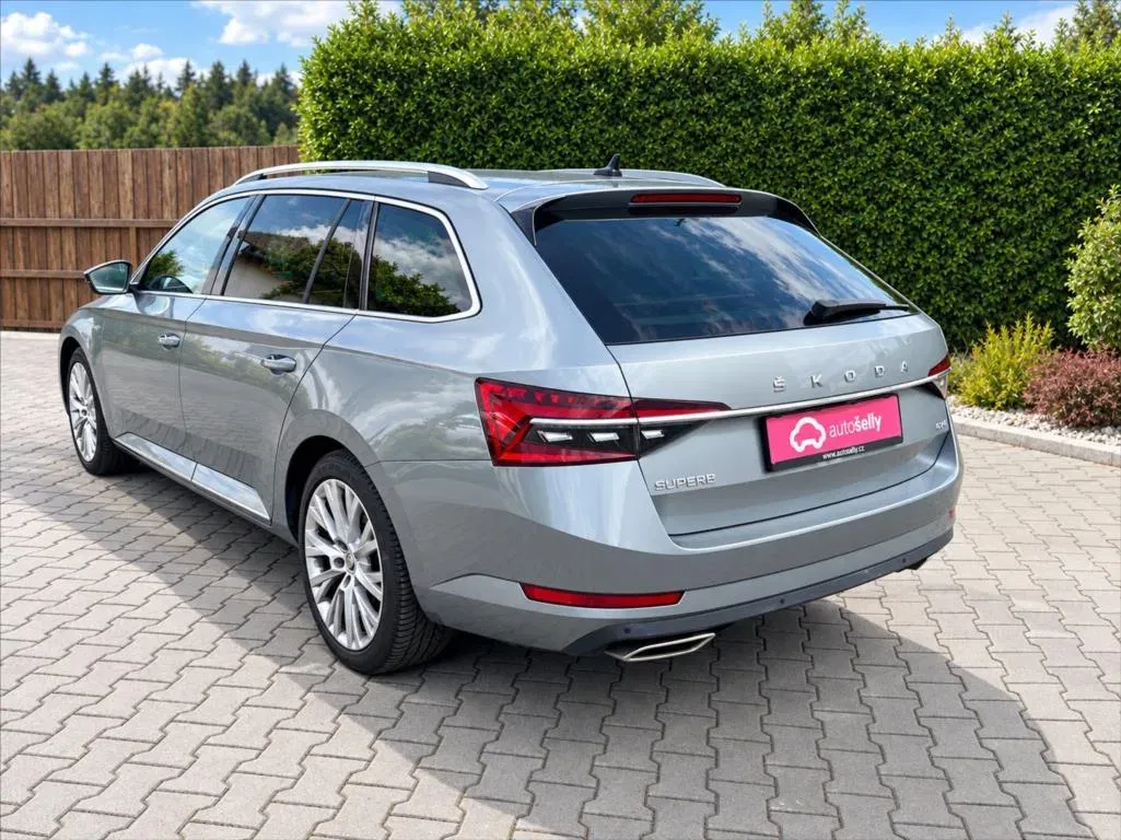 Škoda Superb - Náhled 3