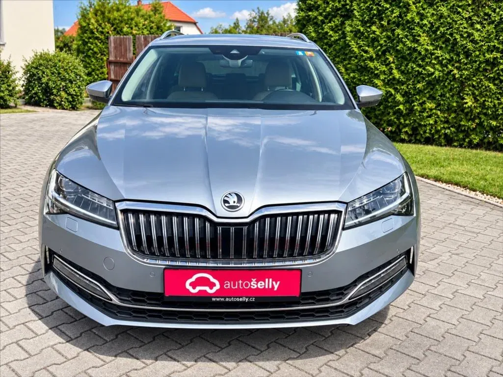 Škoda Superb - Náhled 8