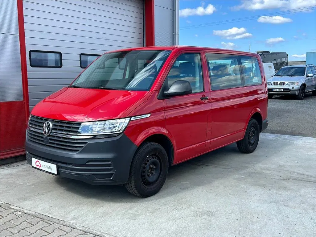 Volkswagen Caravelle - Obrázek 1