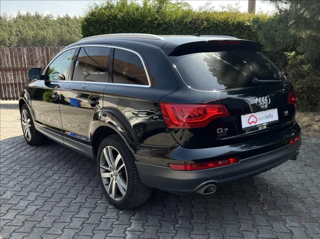 Audi Q7 - Náhled 3