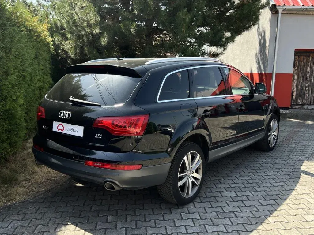 Audi Q7 - Náhled 5