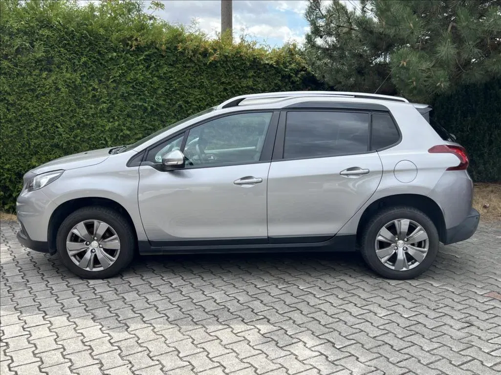 Peugeot 2008 - Náhled 2