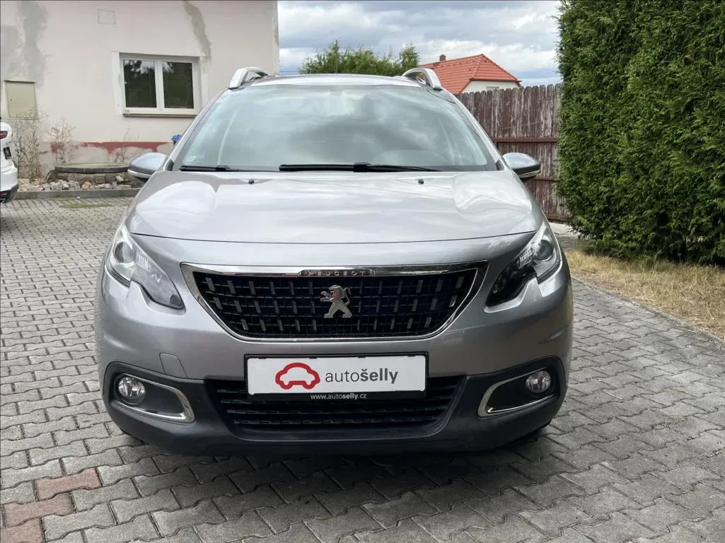 Peugeot 2008 - Náhled 8
