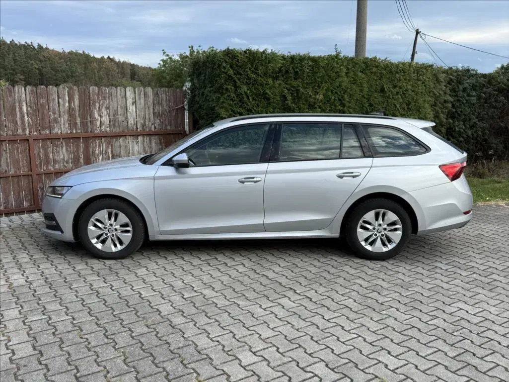 Škoda Octavia - Náhled 2