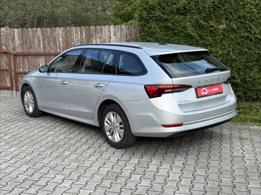 Škoda Octavia - Náhled 3