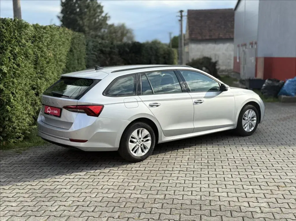 Škoda Octavia - Náhled 5