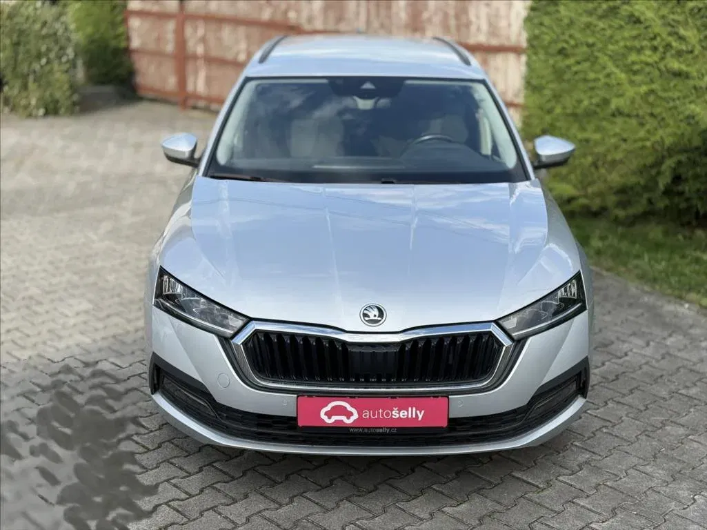 Škoda Octavia - Náhled 8