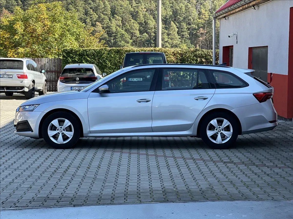 Škoda Octavia - Náhled 2