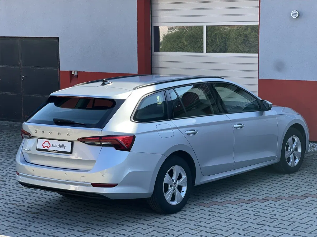 Škoda Octavia - Náhled 5