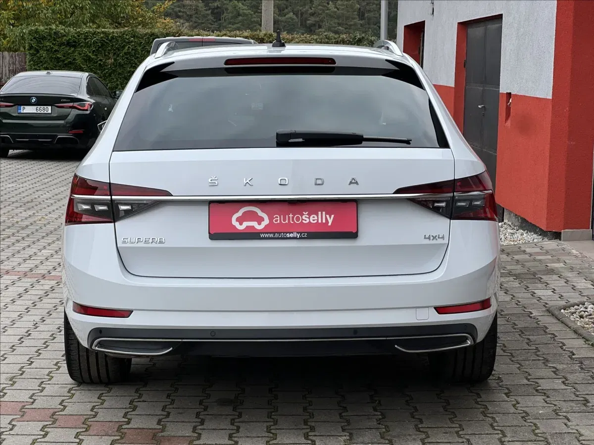 Škoda Superb - Náhled 4